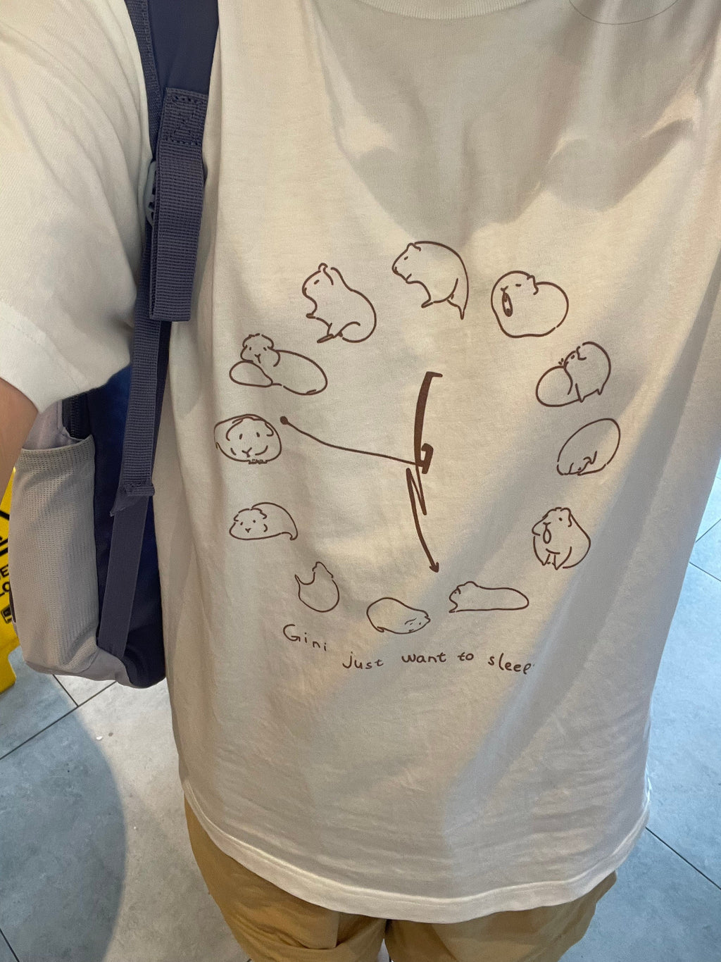 「ねむねむジーニー」時計柄コットンTシャツ