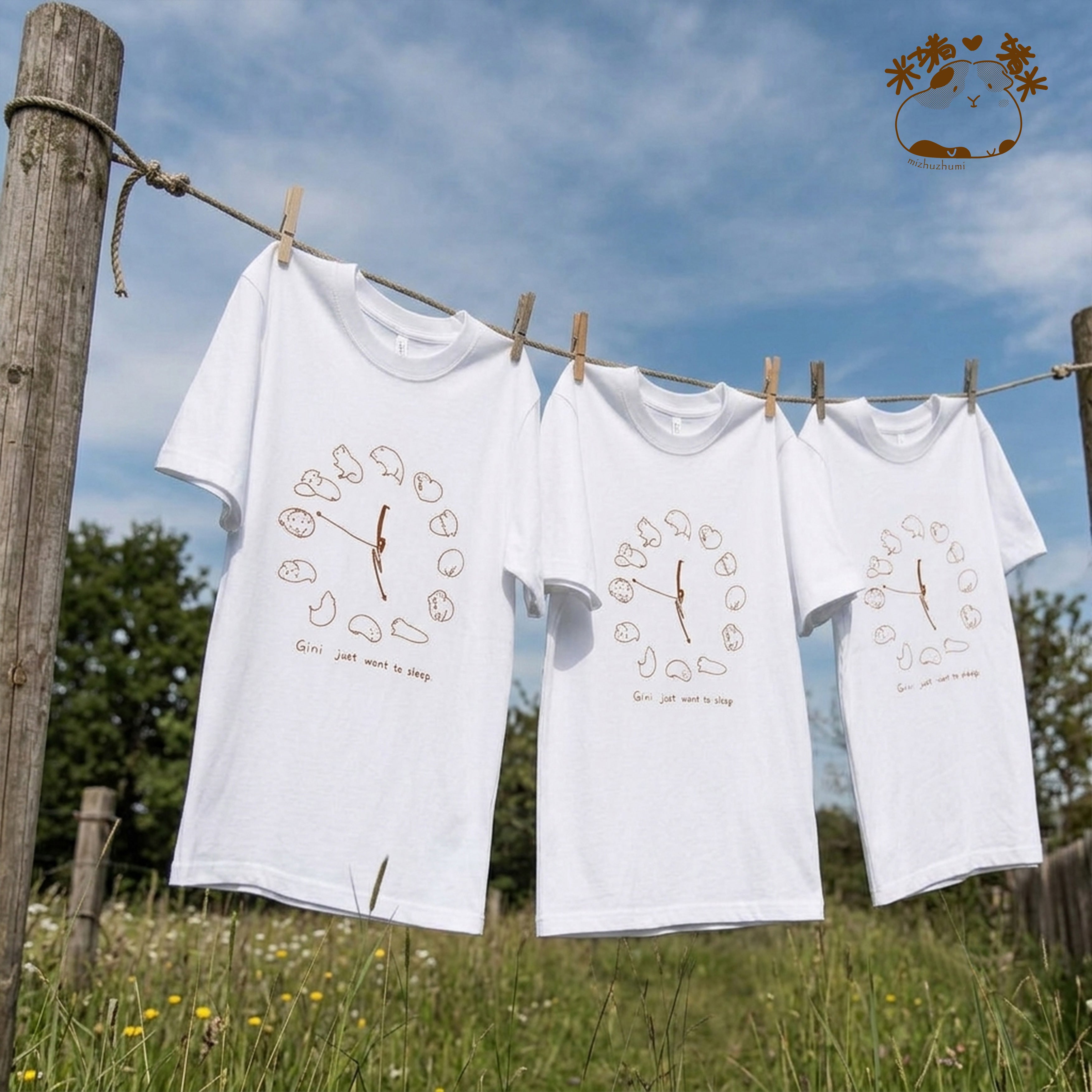 「ねむねむジーニー」時計柄コットンTシャツ